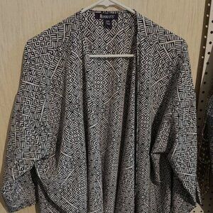 Stylish Roaman’s Open Front Jacket – Size 22W